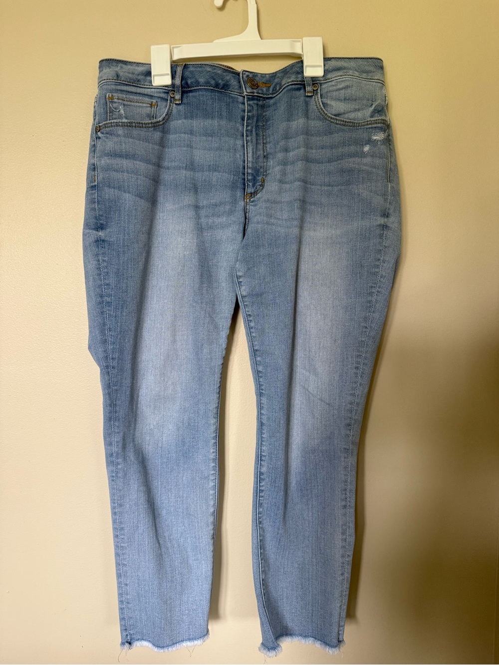 LOFT Light Blue Cropped Ankle Jeans